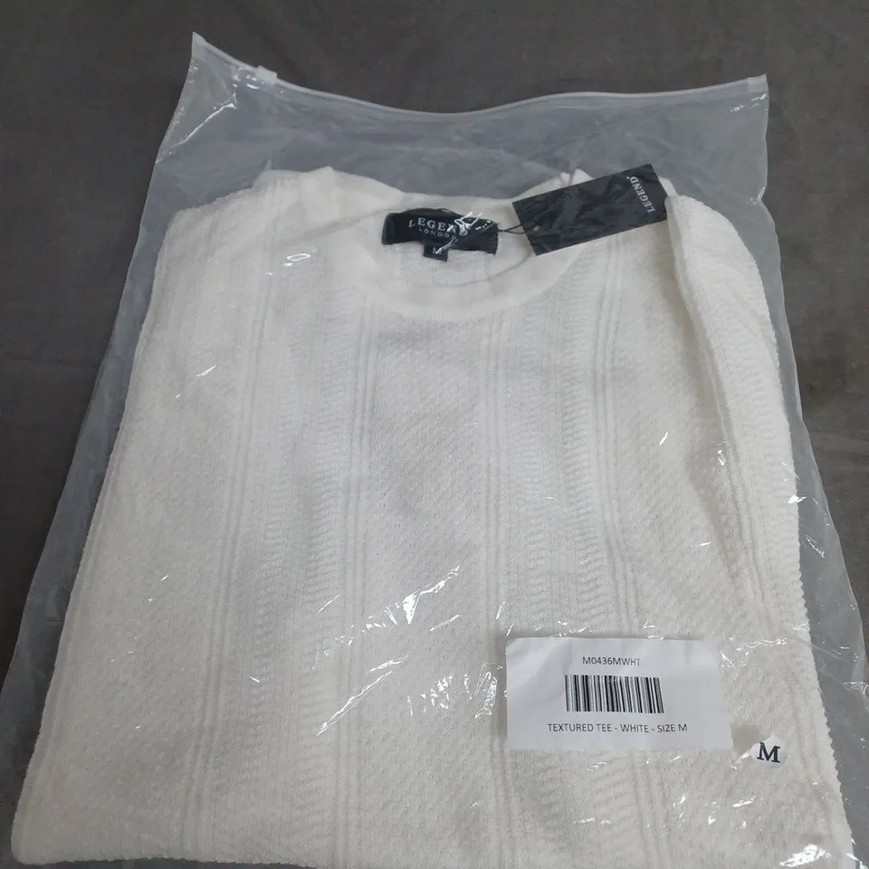 LEGEND LONDON TEXTURED TEE - WHITE - SIZE M