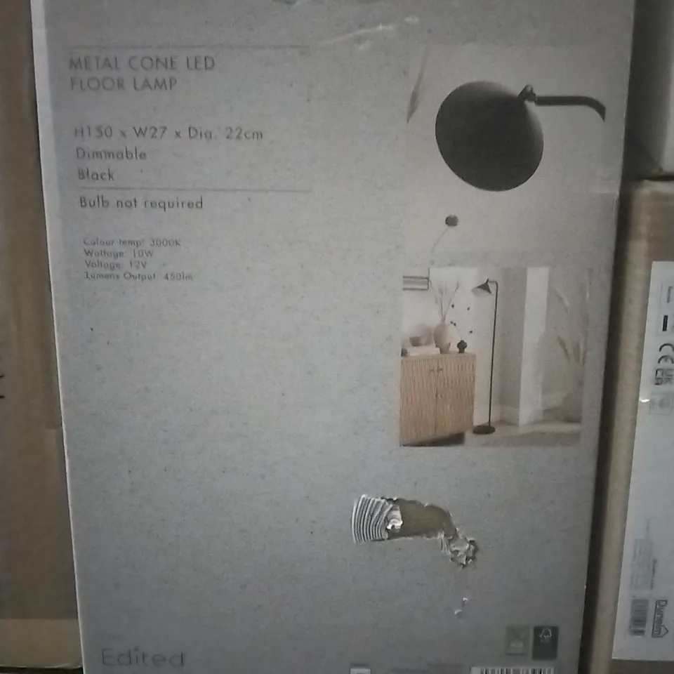 BOXED METAL CONE LED FLOOR LAMP 