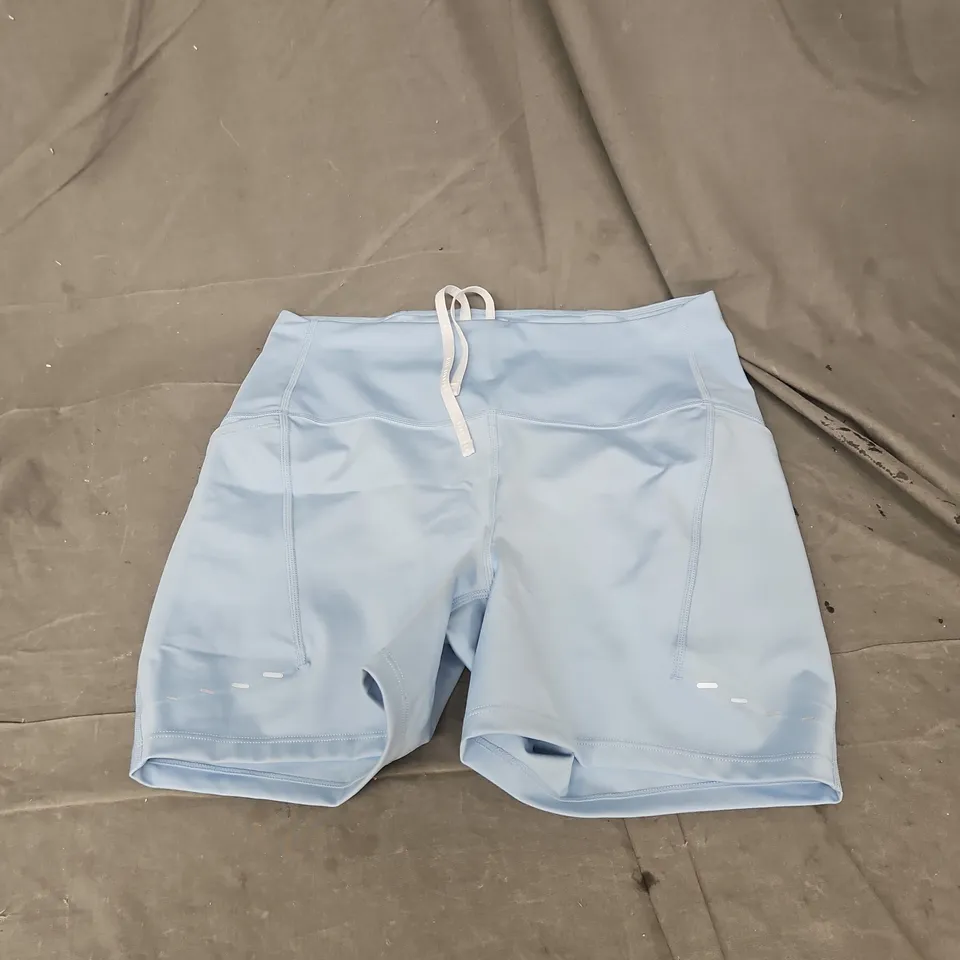 NIKE SWIFT DRI-FIT WOMENS SHORTS IN PALE BLUE SIZE M
