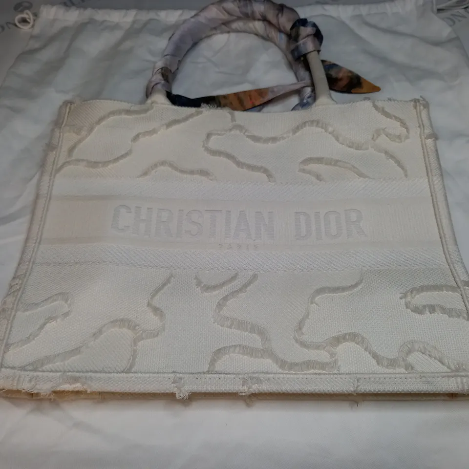 CHRISTIAN DIOR BAG 