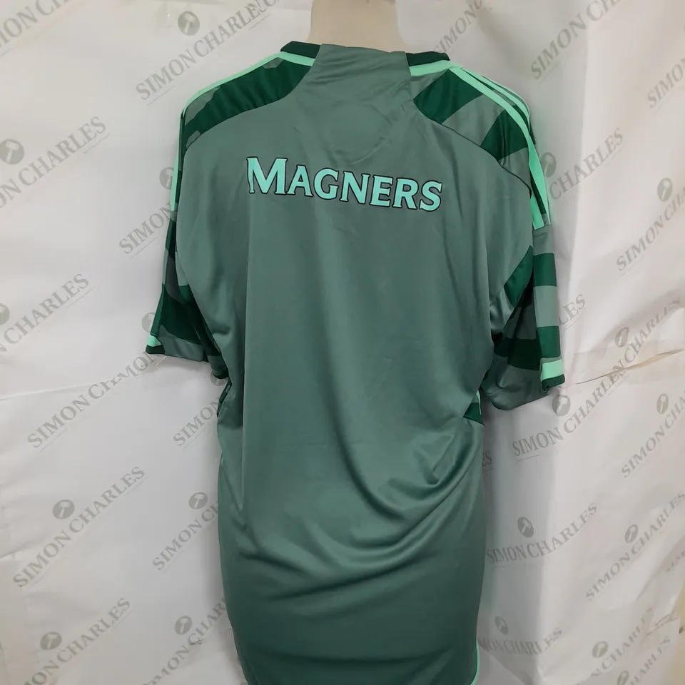 ADIDAS JERSEY IN GREEN SIZE L