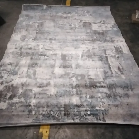 ABSTRACT AREA RUG APPROXIMATELY 200X275CM 