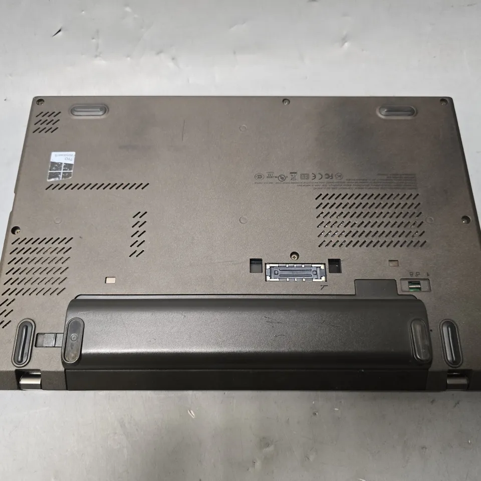 LENOVO X240 THINKPAD LAPTOP IN BLACK