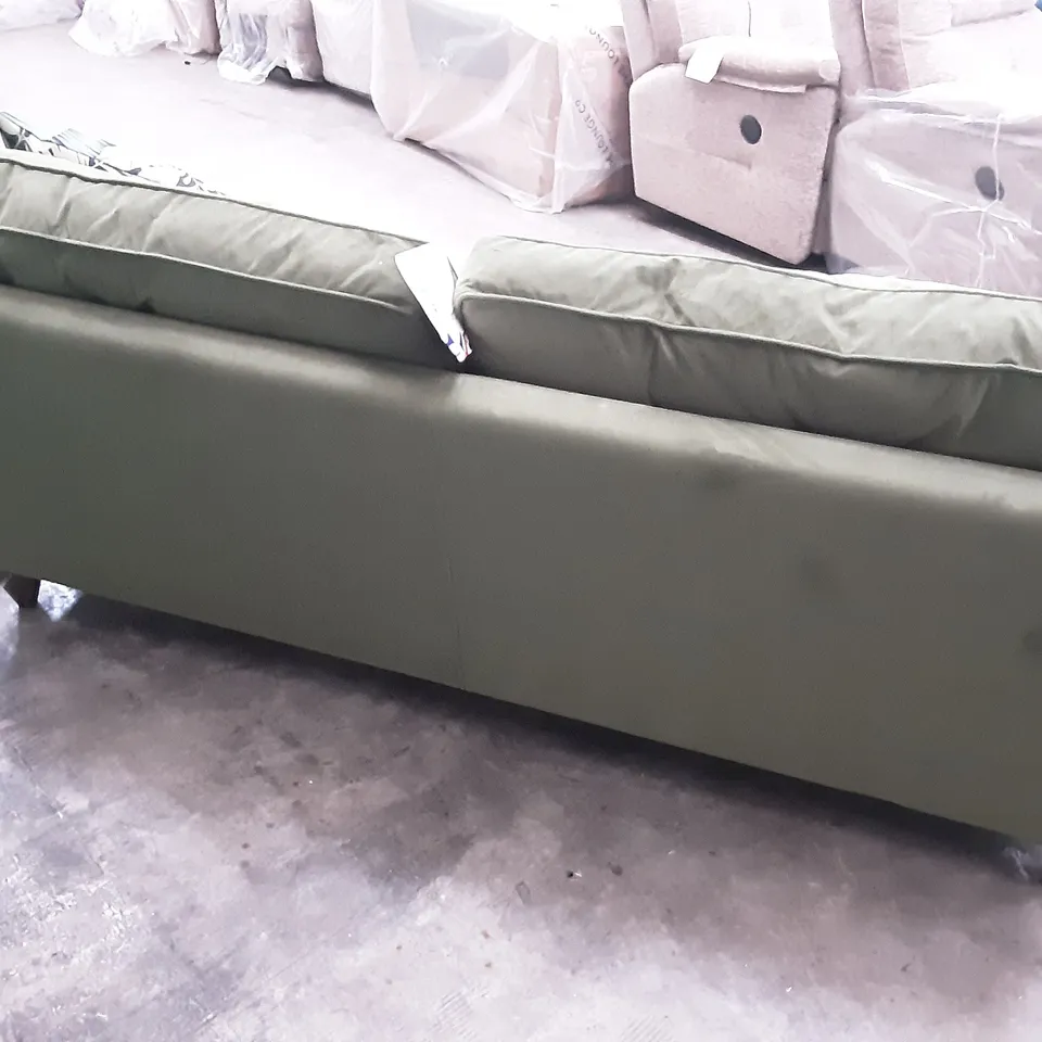 QUALITY BRITISH MANUFACTURED DESIGNER THE LOUNGE CO. BRONWYN 4 SEATER SOFA(PILLOW BACK) TRIMOS TRIBAL TILE MOSS WOO160/O