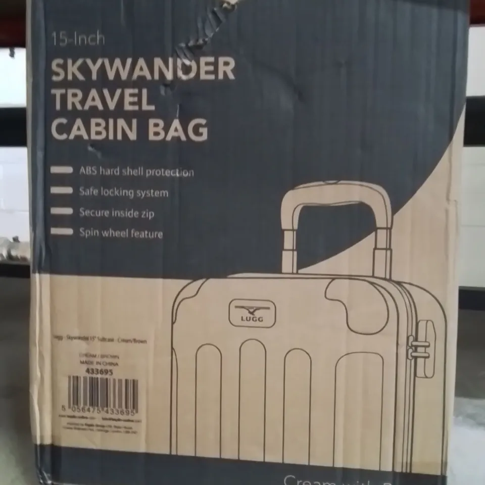 BOXED LUGG 15INCH SKYWANDER TRAVEL CABIN BAG CREAM WITH BROWN
