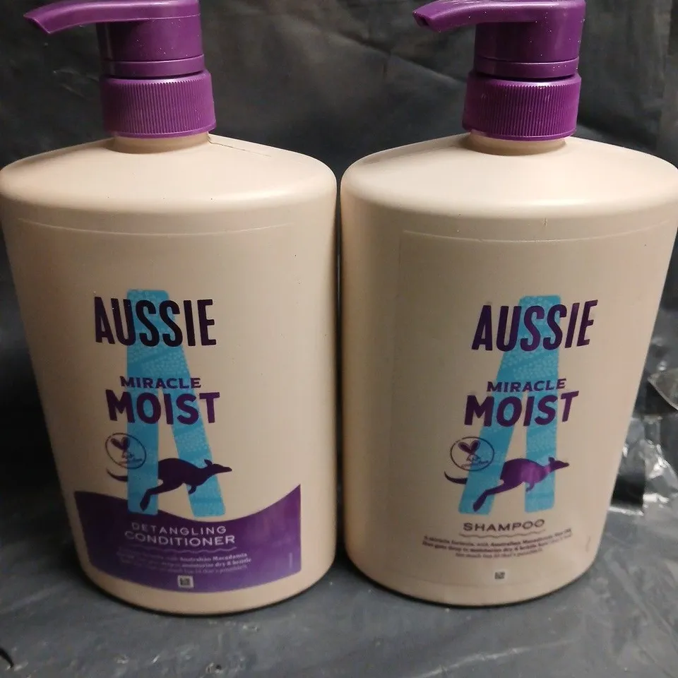6 X AUSSIE MIRACLE MOIST SHAMPOO & CONDITIONERS - 6 X 1L