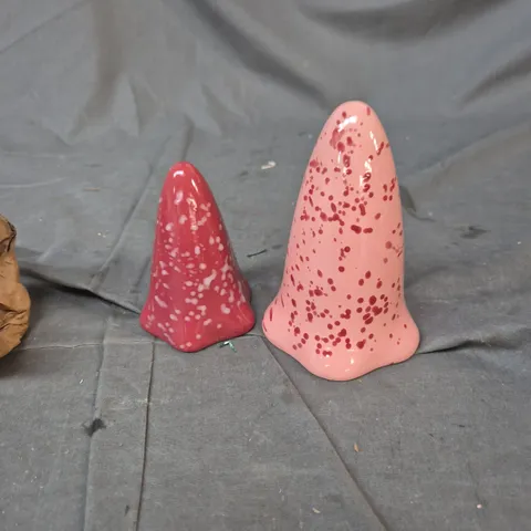 PAIR OF DECORATIVE CERAMIC MUSHROOMS, PINK GLAZE WITH RED SPECKLES