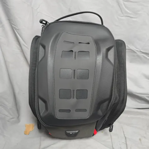 BLACK PADDED TANK BAG/ACCESSORY CASE WITH EXTERNAL PROTECTIVE PANEL