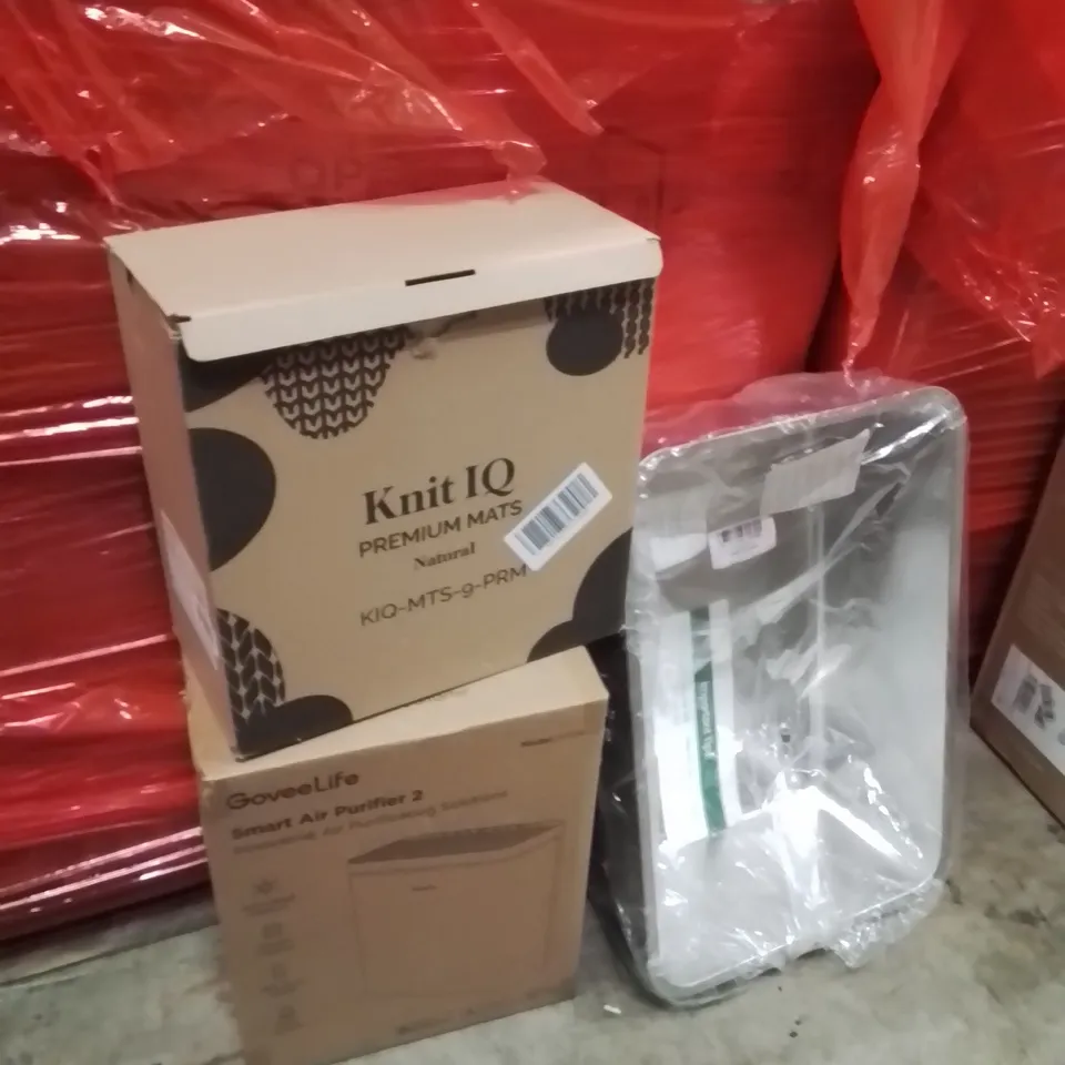 PALLET OF ASSORTED HOUSEHOLD GOODS AND PRODUCTS TO INCLUDE;CAT LITTER TRAY,AIR PURIFIER,MATS