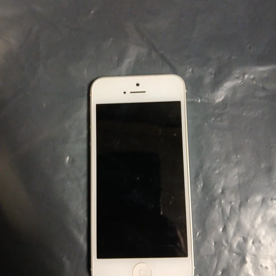APPLE IPHONE 5 - MODEL A1429