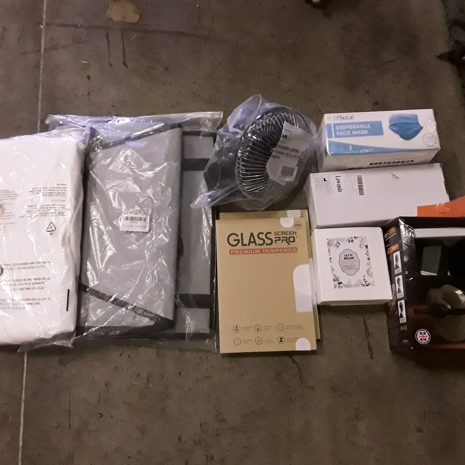 PALLET OF ASSORTED PRODUCTS INCLUDING DOG CAR SEAT, EYE & EAR PROTECTION, GLASS SCREEN PROTECTOR, CAR FAN, DISPOSABLE FACE MASKS, MAKEUP ORGANISER 