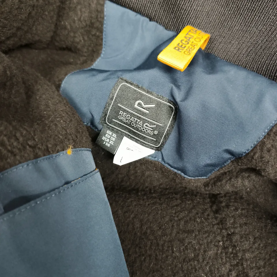 REGATTA GREAT OUTDOORS MARRON JACKET IN NAVY - UK XL