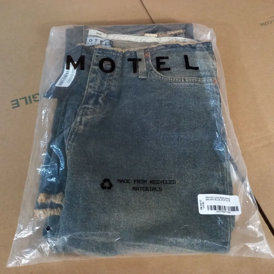 BAGGED MOTEL FRAYED LOW RISE JEANS INBROWN BLUE ACID - 31/S