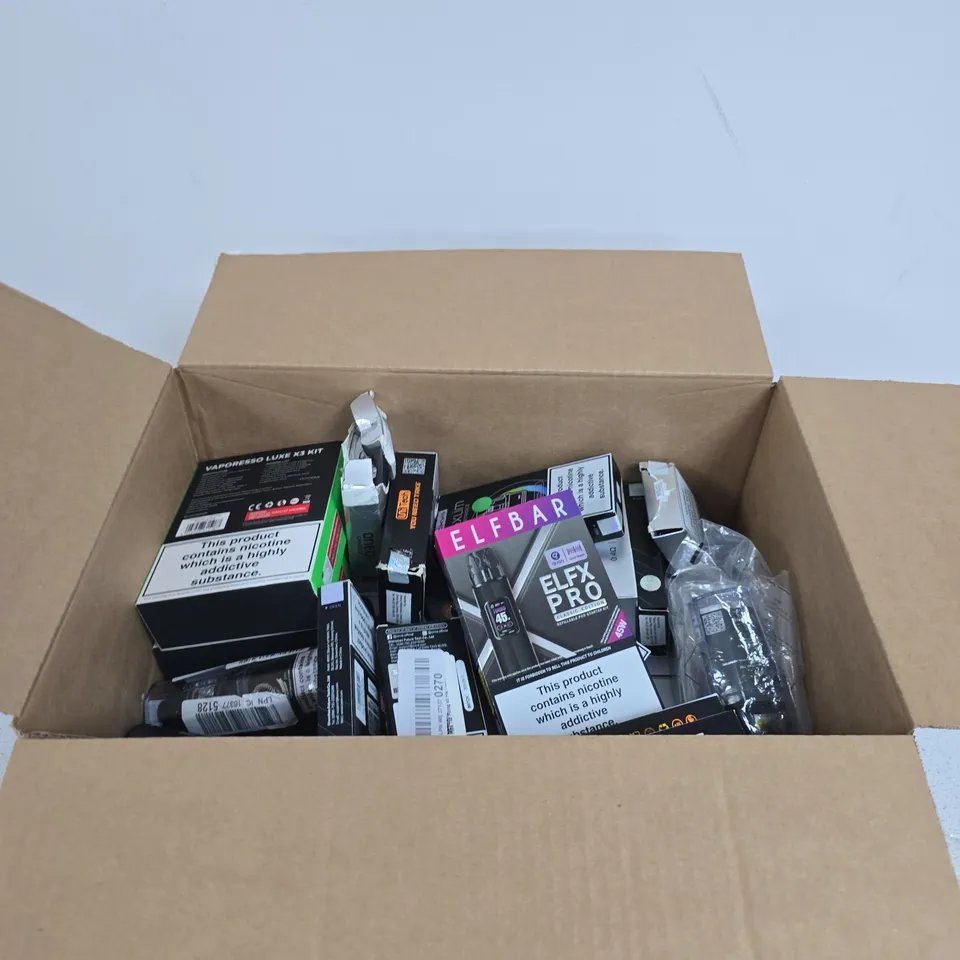APPROXIMATELY 20 ASSORTED E-CIG PRODUCTS AND ACCESSORIES TO INCLUDE OXVA, VAPORESSO, ELFBAR ETC 