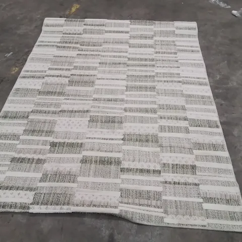 QUALITY DESIGNER AREA RUG - APPROXIMATELY 230X160CM