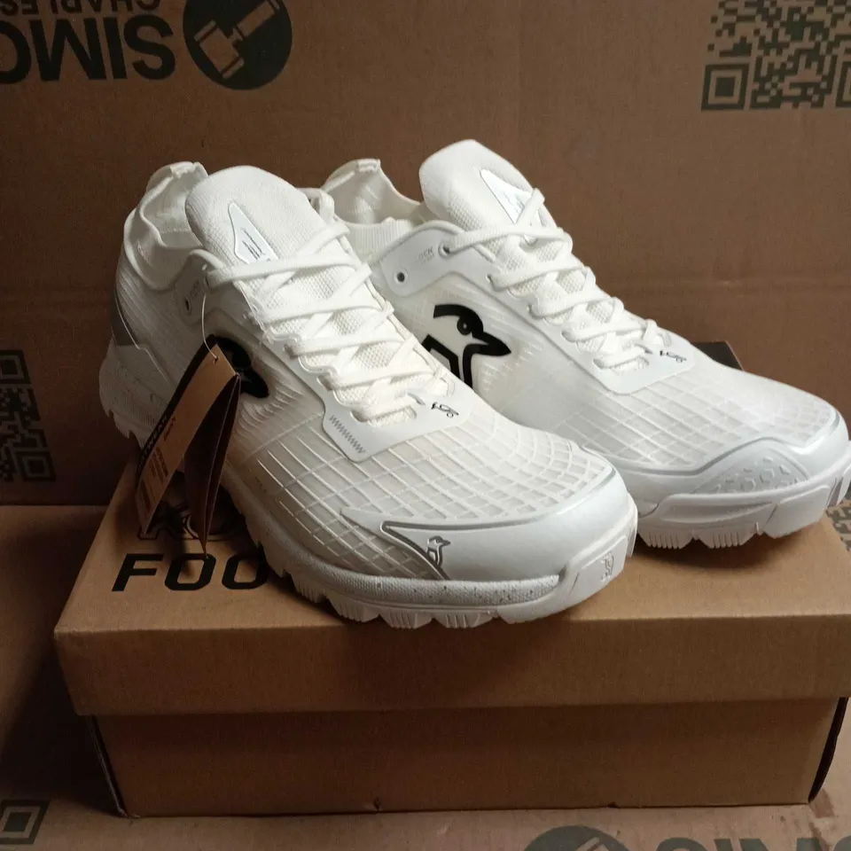 BOXED PAIR OF KOOKABURRA PRO SPIRIT HOCKEY SHOES – WHITE, UK 12
