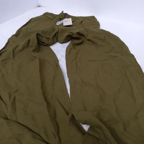 RIVER ISLAND KHAKI DAYWEAR TROUSERS – UK SIZE S (US/S, EUR S)