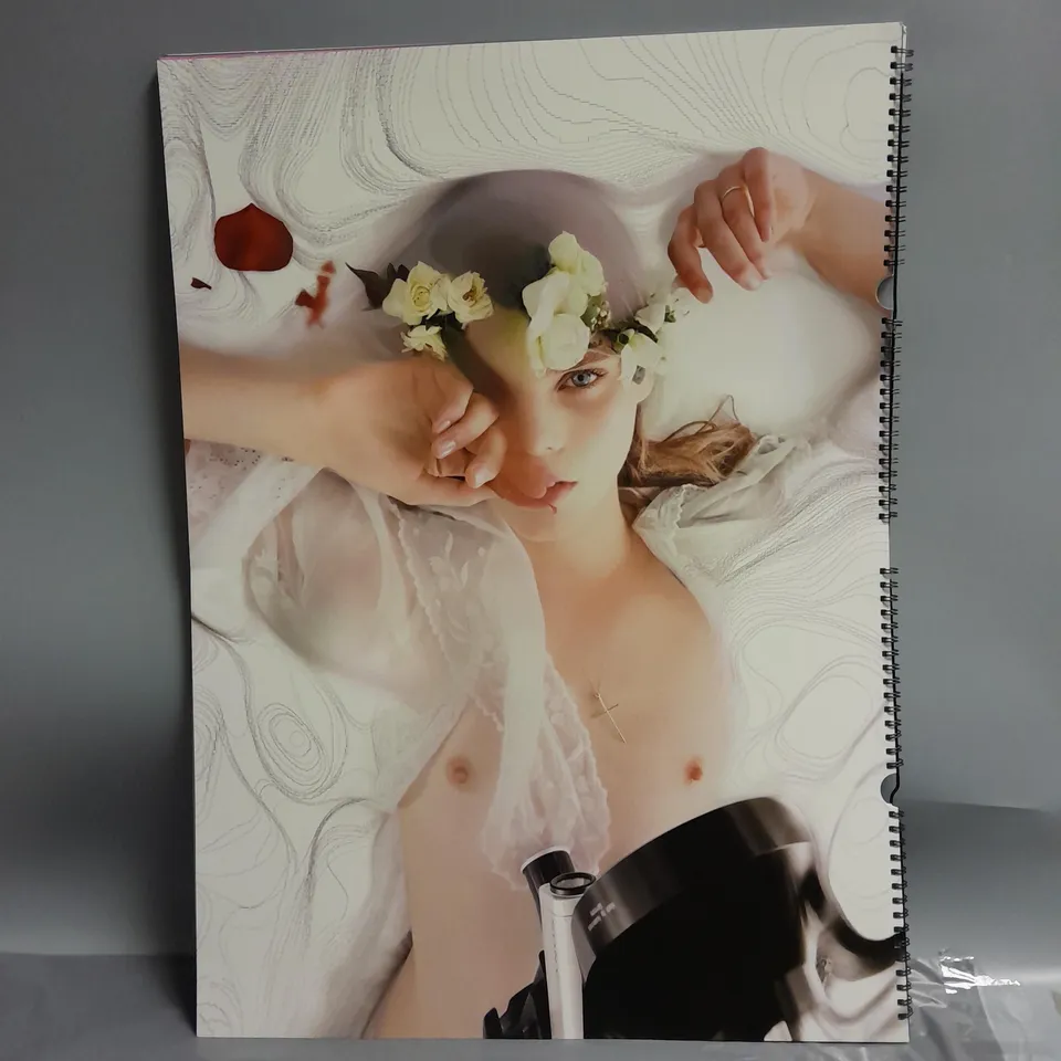 PIRELLI CALENDER 2004 NICK KNIGHT PHOTOGRAPHY