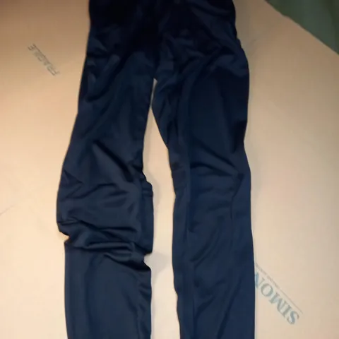 NIKE DRI-FIT JOGGER IN MAT BLACK - M