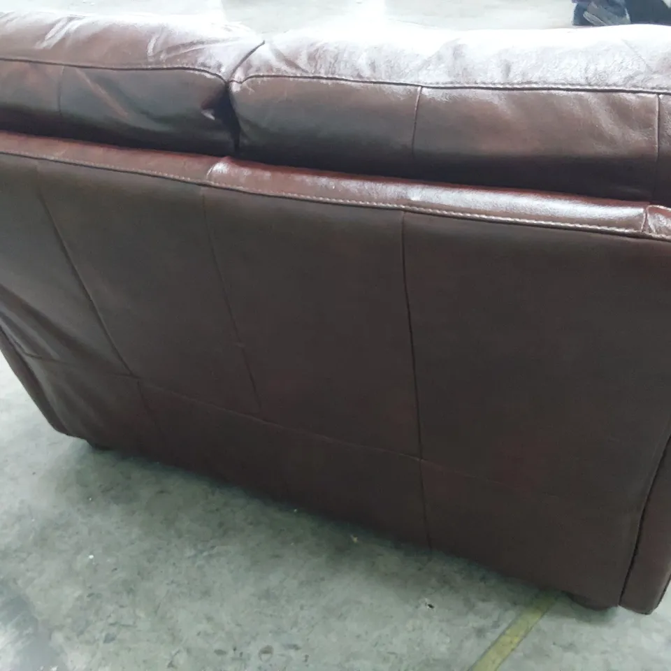 DESIGNER TWO SEATER SCROLL ARM SOFA CHESTNUT LEATHER 