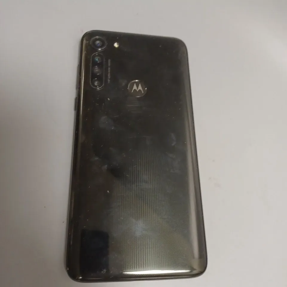 MOTOROLA MOTO G8 POWER