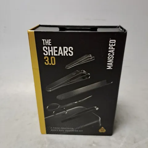 SEALED MANSCAPED THE SHEARS 3.0 5PC NAIL GROOMING KIT