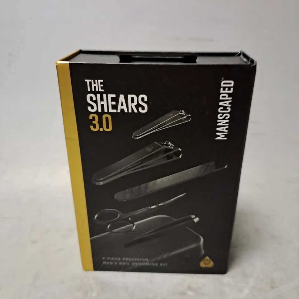 SEALED MANSCAPED THE SHEARS 3.0 5PC NAIL GROOMING KIT