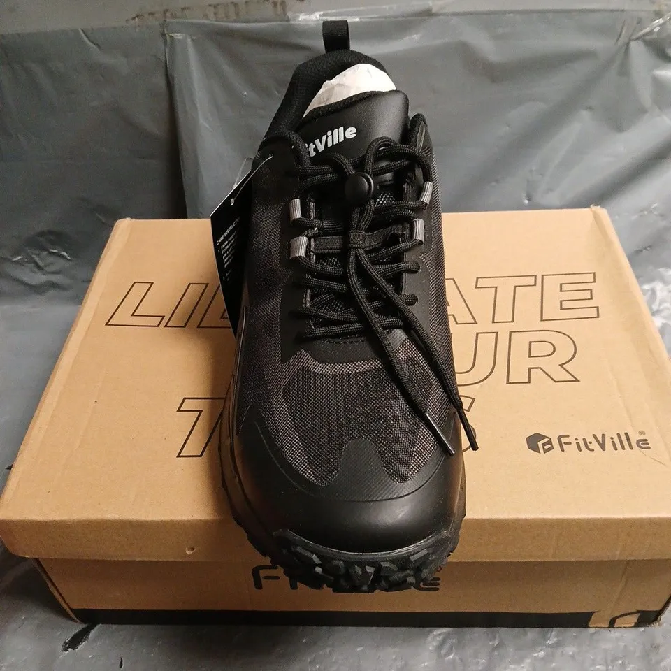 BOXED PAIR OF FIT VILLE LOW TOP TRAINERS IN BLACK - 11