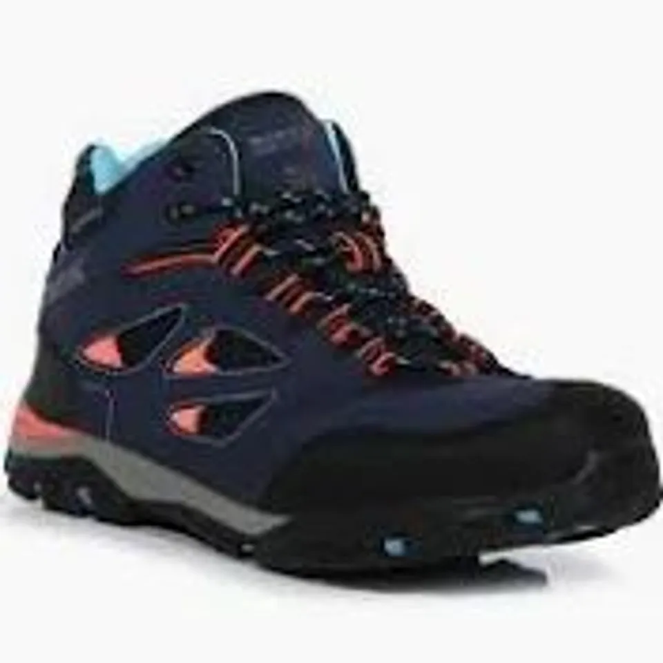 BRAND NEW BOXED REGATTA HOLCOMBE MID KIDS WALKING BOOTS IN NAVY & FIERY CORAL - UK 11