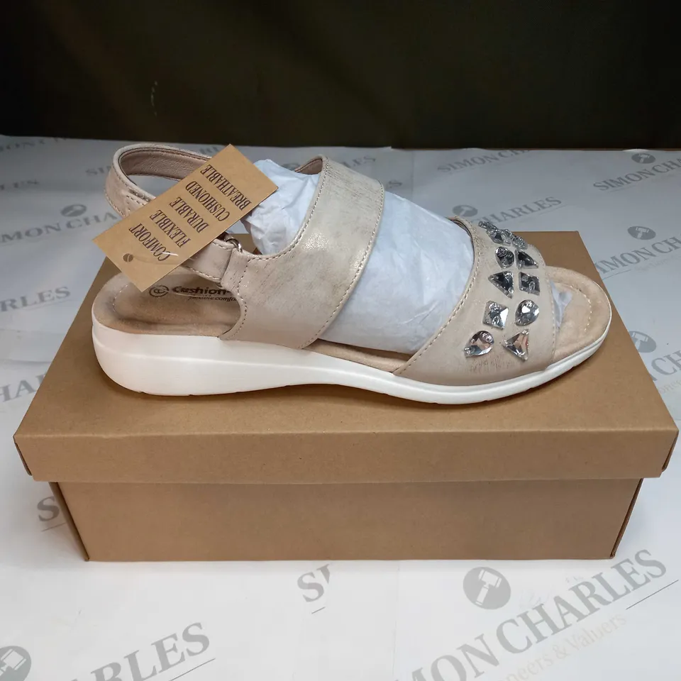 BOXED PAIR OF CUSHION WALK JEWELLED SANDALS IN GOLD - SIZE 6