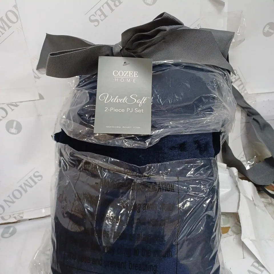 COZEE HOME HOODED VELVETSOFT PYJAMA SET - XL - MIDNIGHT BLUE 