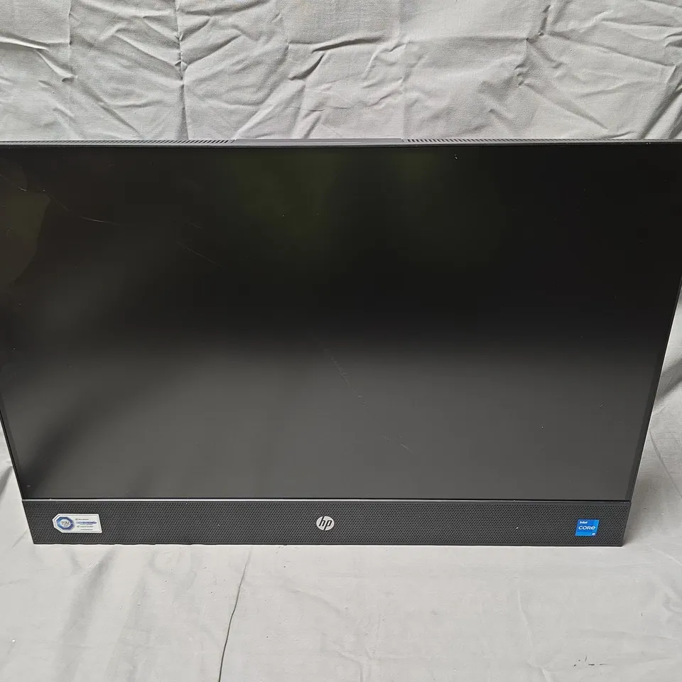 HP PRO ONE 440 G9 ALL-IN-ONE DESKTOP PC, 23.8-INCH – BOXED