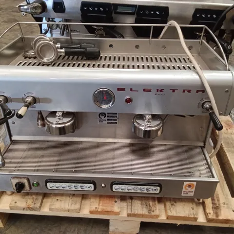ELEKTRA MAXI DOUBLE HEAD COFFEE MACHINE