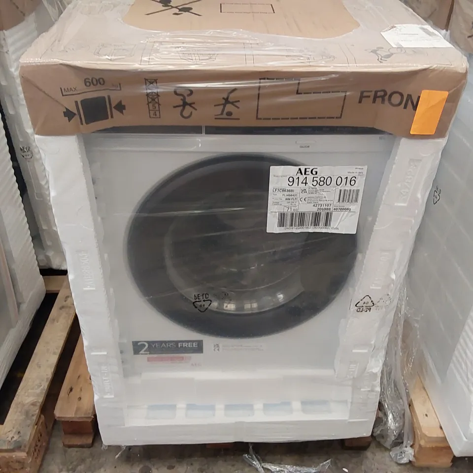 AEG PROSTEAM® TECHNOLOGY LF7C8636BI INTEGRATED 8KG WASHING MACHINE WITH 1600 RPM - WHITE - B RATED