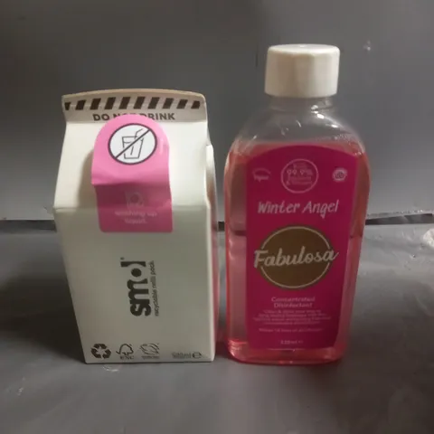 APPROXIMATELY 15 ASSORTED CLEANING PRODUCTS TO INCLUDE WASHING UP LIQUID & DISINFECTANT - COLLECTION ONLY