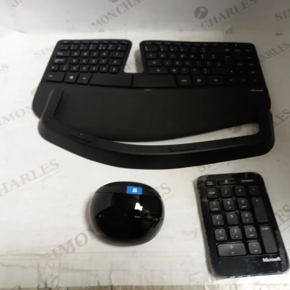 MICROSOFT SCULPT ERGONOMIC DESKTOP KEYBOARD