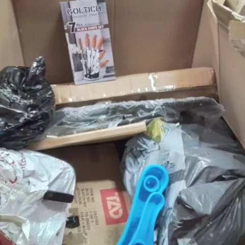PALLET CONTAINING VARIOUS ASSORTED BOXED HOUSEHOLD ITEMS TO INCLUDE: OFFICE CHAIR KNIFE BLOCK, AIR FRYER, GARDEN CHAIRS AND LOTS MORE UNMARKED BOXED ITEMS 