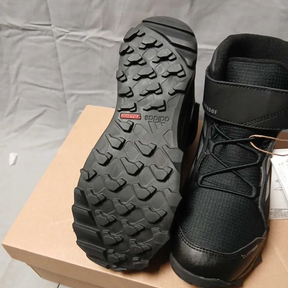 ADIDAS TERREX SNOW CW K KIDS HIKING BOOTS JR4188 – BLACK, WATERPROOF SIZE 2