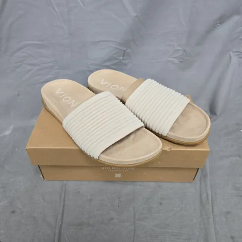 BOXED PAIR OF VIONIC EVIE KNIT SLIDER SANDALS - 9