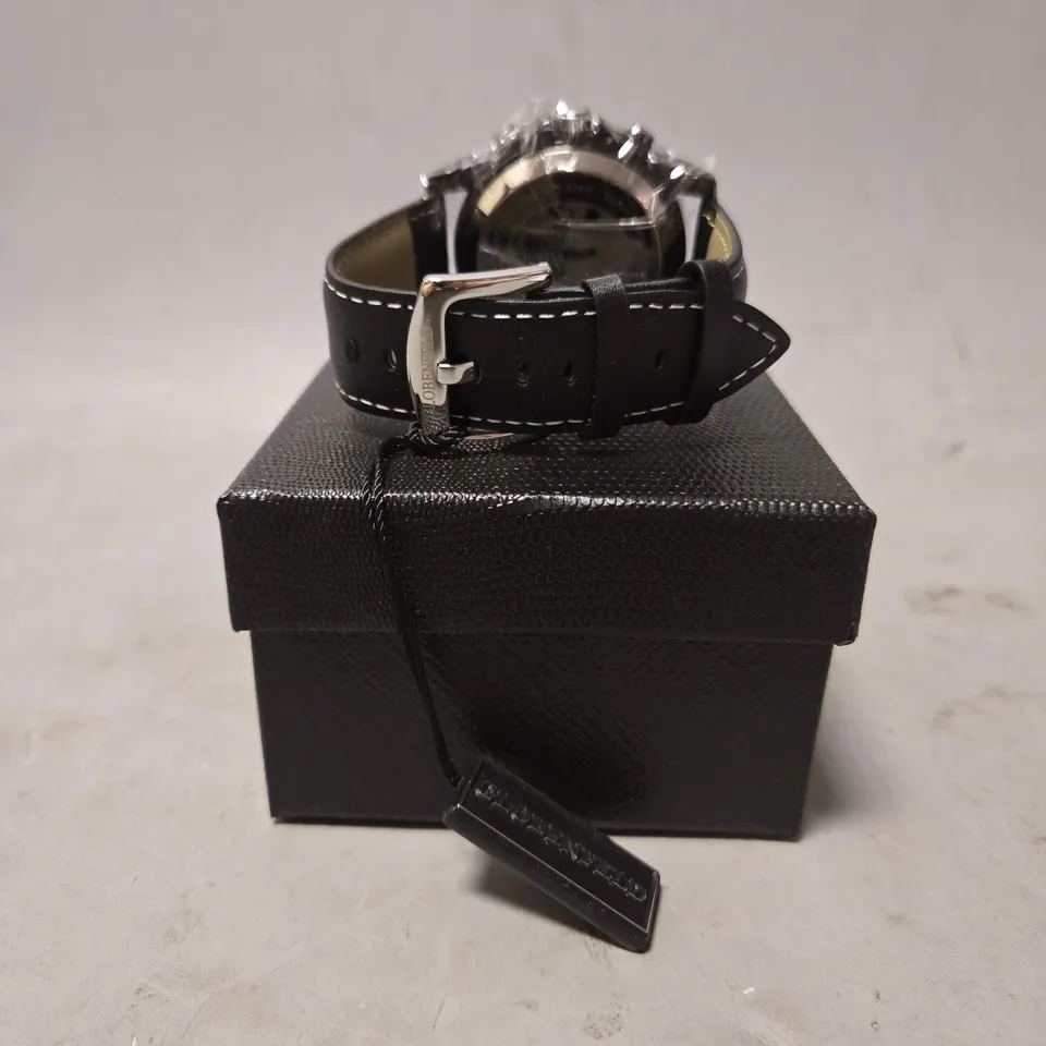 BOXED GLOBENFELD MIRAGE WATCH IN WHITE/BLACK