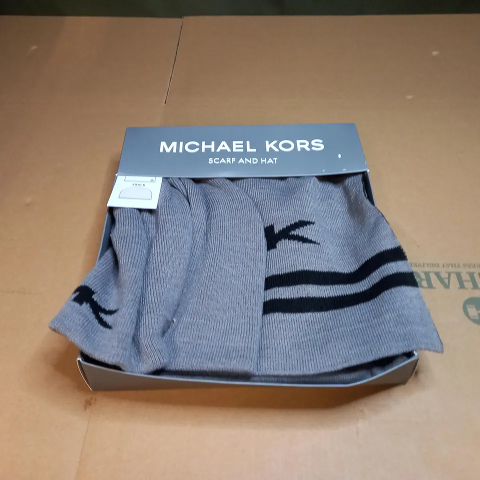 MICHAEL KORS HAT AND SCARF