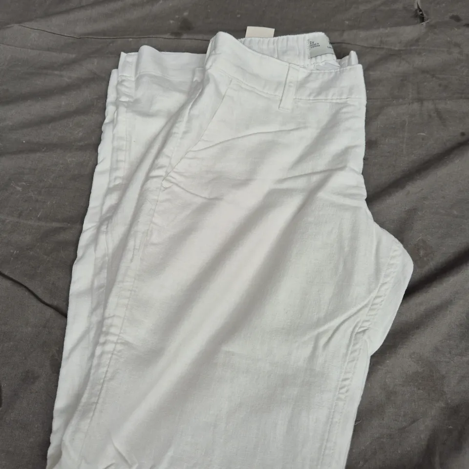 HOLLISTER BAGGY FLARE LOW RISE TROUSERS - WHITE - SIZE 2 SHORT