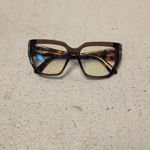 TOM FORD SUNGLASSES – TORTOISHE LL FRAME, MADE IN ITALY