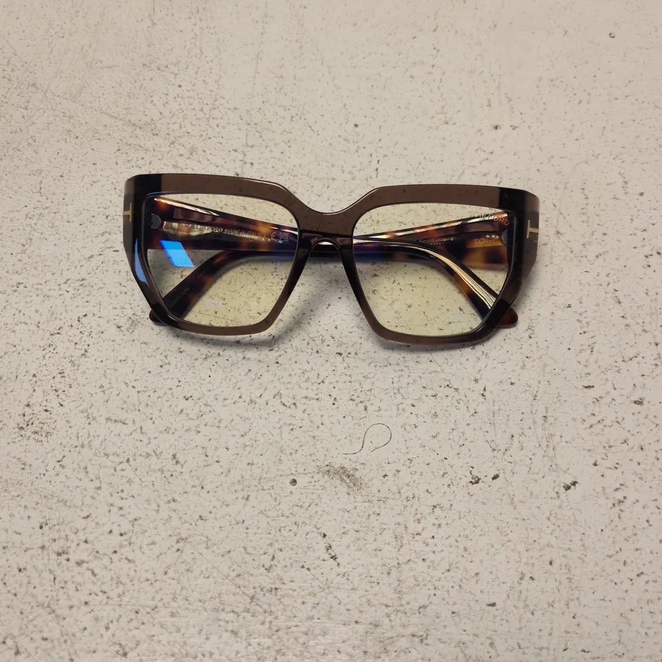 TOM FORD SUNGLASSES – TORTOISHE LL FRAME, MADE IN ITALY