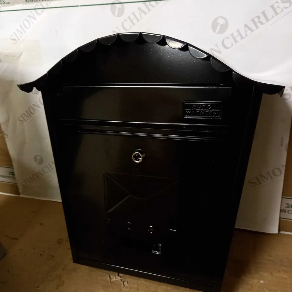 BURG-WACHTER CLASSIC WALL MOUNTED POST BOX - BLACK