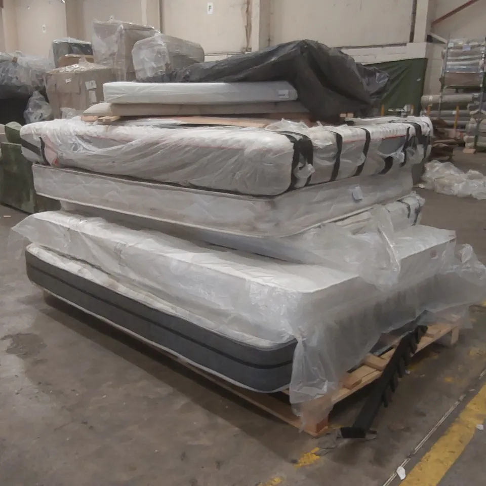 PALLET CONTAINING APPROXIMATELY 5x ASSORTED MATTRESSES AND 5x HEADBOARDS