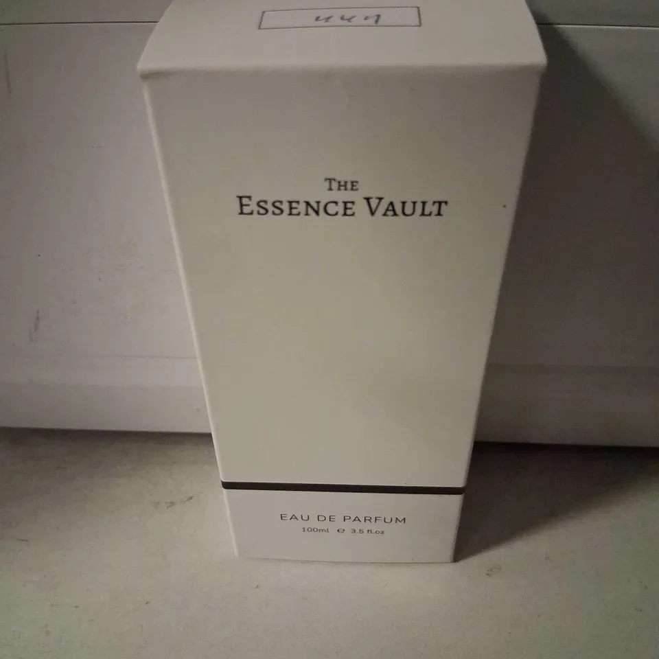 BOXED THE ESSENCE VAULT 100ML EAU DE PARFUM