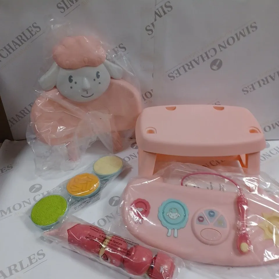 BOXED BABY ANNABELL LUNCH TIME TABLE  RRP £42.99