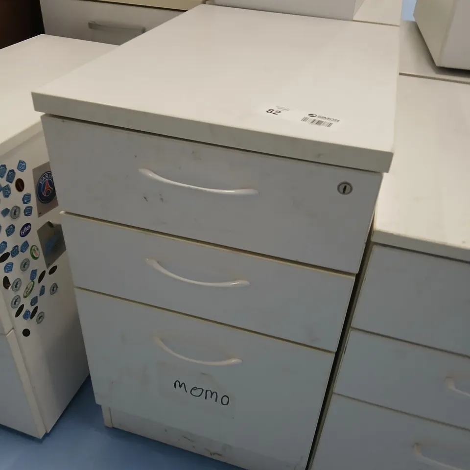 THREE PORTABLE THREE DRAWER OFFICE CHEST OF DRAWERS