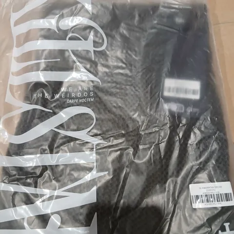 APPROXIMATELY 23 BRAND NEW KILLSTAR SEAMARROW DRESS GREEN